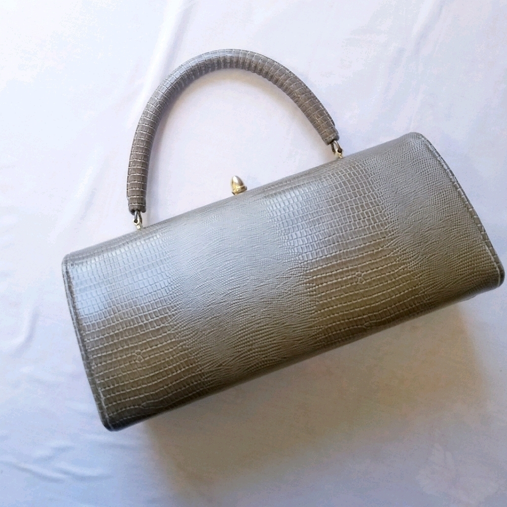 Vintage | Crocodile embossed olive handbag